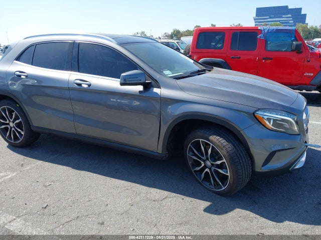 WDCTG4GB8FJ026933 Mercedes-Benz 2015