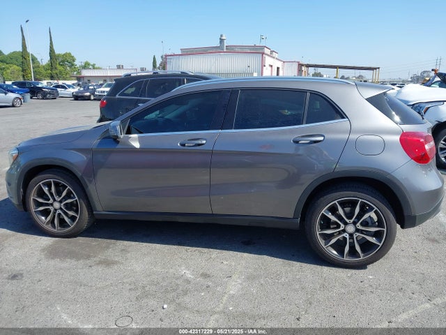 WDCTG4GB8FJ026933 Mercedes-Benz 2015