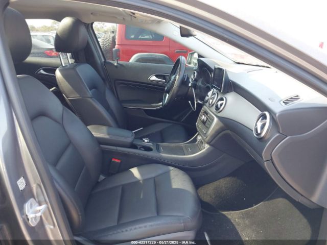 2015 MERCEDES-BENZ GLA 250 WDCTG4GB8FJ026933 Photo 4