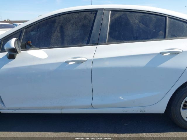 1G1BC5SMXH7181536 Chevrolet Cruze Ls Auto