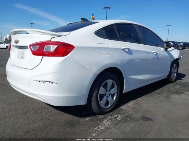 1G1BC5SMXH7181536 Chevrolet Cruze Ls Auto
