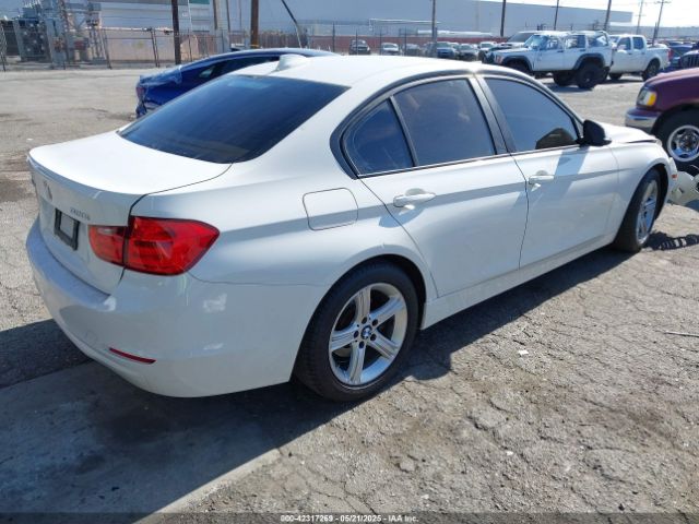 2013 BMW 320I WBA3C3C55DF980712 Photo 3