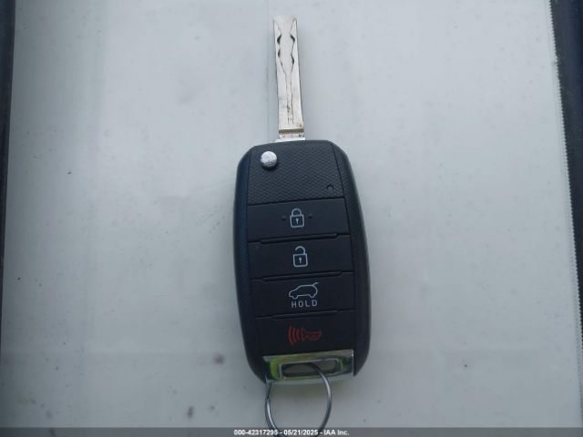KNDJP3A55K7008018 KIA SOUL +