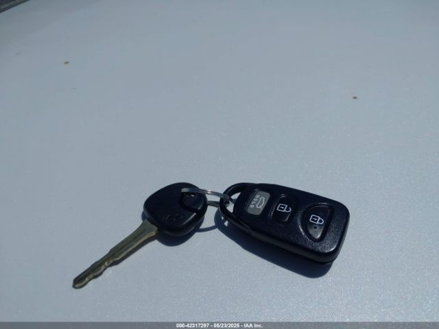 5NPDH4AEXGH735206 Hyundai ELANTRA SE