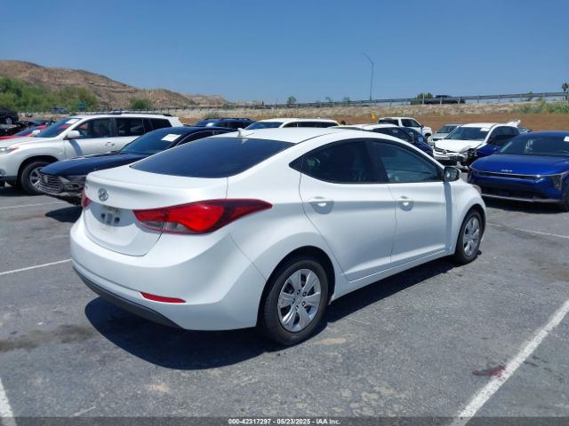 5NPDH4AEXGH735206 Hyundai ELANTRA SE