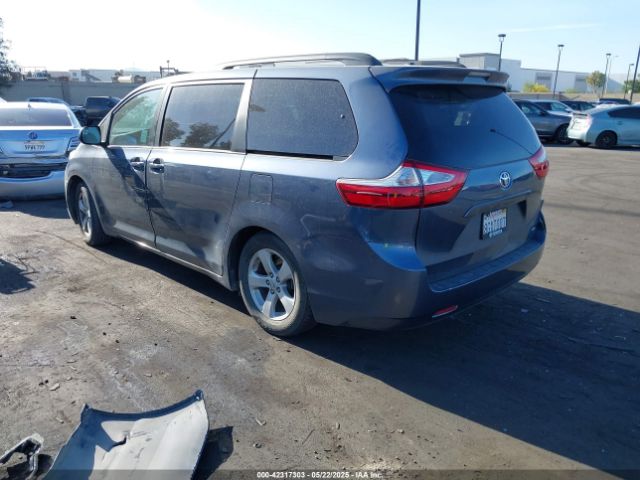 5TDKZ3DCXHS845662 Toyota Sienna Le 8 Passenger