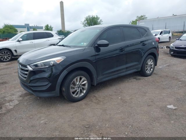 KM8J23A41JU772319 Hyundai TUCSON SE