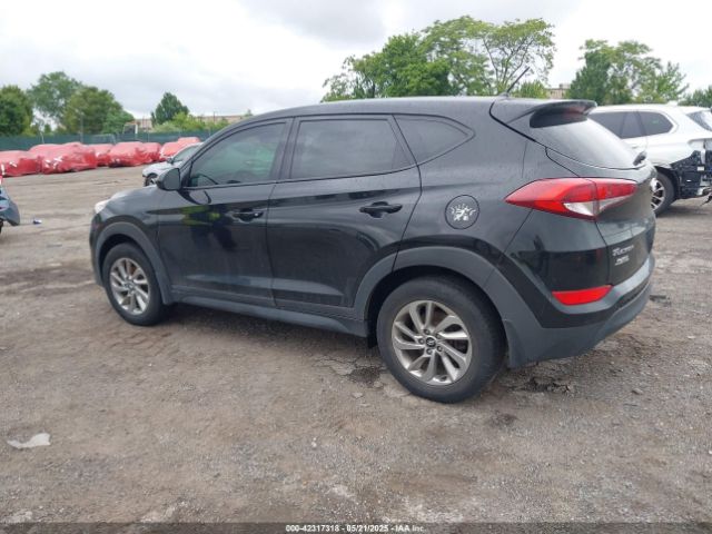 KM8J23A41JU772319 Hyundai TUCSON SE