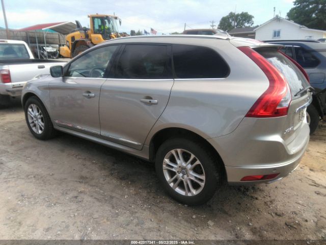 2015 VOLVO XC60 YV4612RK8F2743166 Photo 2