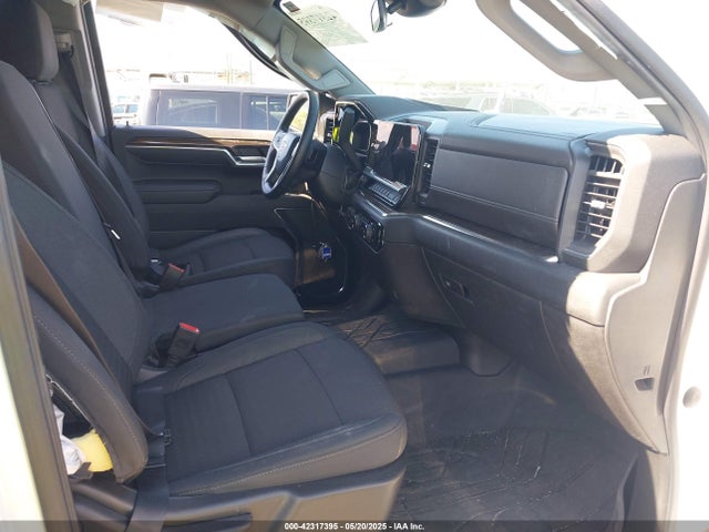 1GCPACEK3PZ212260 Chevrolet l3b