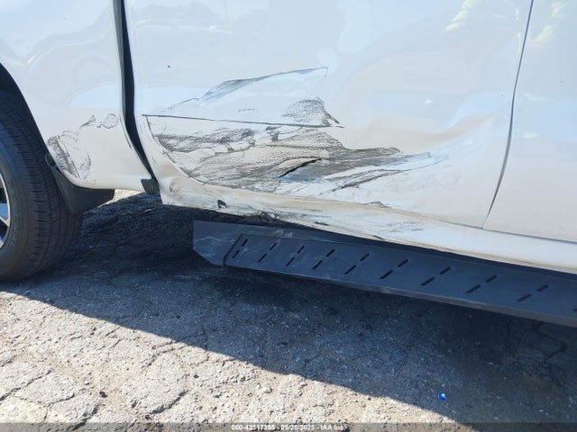 1GCPACEK3PZ212260 Chevrolet l3b