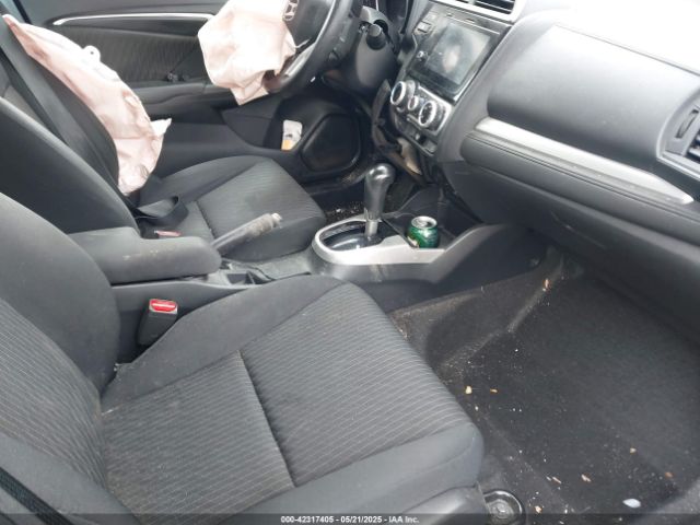 2019 HONDA FIT 3HGGK5H80KM737636 Photo 4