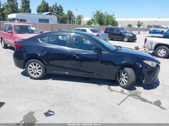 JM1BM1U76G1283812 Mazda pe