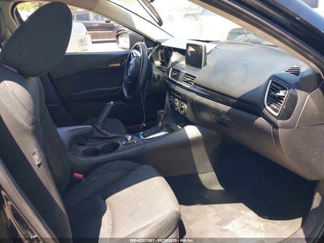 JM1BM1U76G1283812 Mazda pe