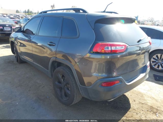 1C4PJLCX2JD527909 Jeep Cherokee Latitude Fwd