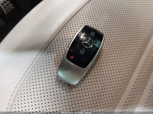 W1NYC6BJ8MX383842 Mercedes-Benz m176