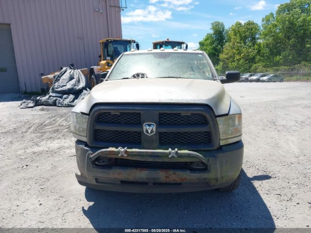 3C6TR5CT7EG186099 RAM 2500 Tradesman