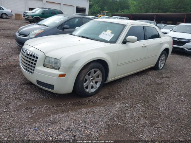 2007 CHRYSLER 300 2C3LA43RX7H697361 Photo 1