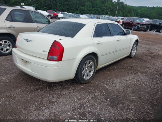 2007 CHRYSLER 300 2C3LA43RX7H697361 Photo 3