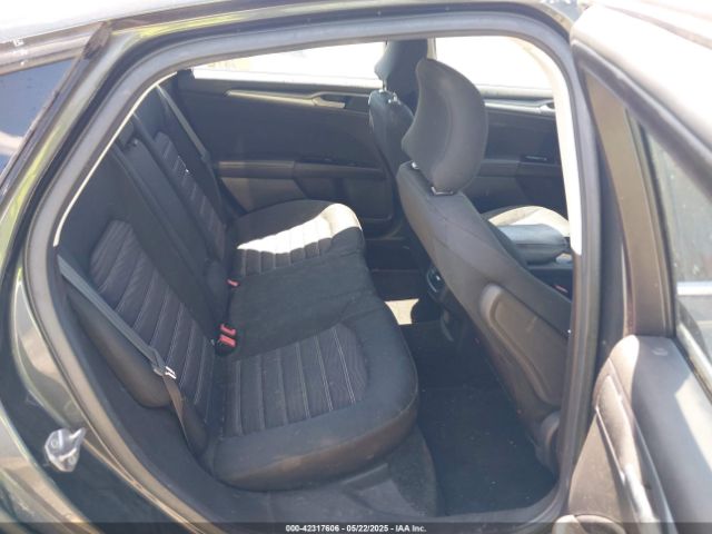 3FA6P0H77GR158553 Ford FUSION SE