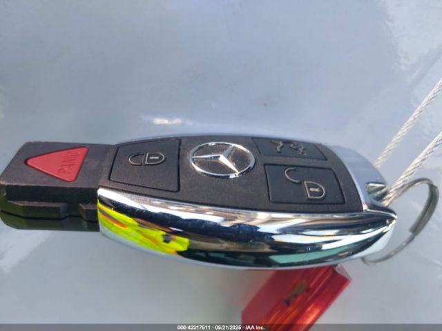 WDDWF4JB4JR410772 Mercedes-Benz m274