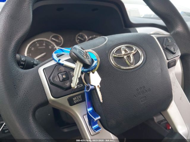 5TFEY5F10EX158350 Toyota Tundra Sr5 5.7l V8