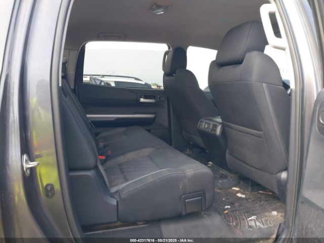 5TFEY5F10EX158350 Toyota Tundra Sr5 5.7l V8