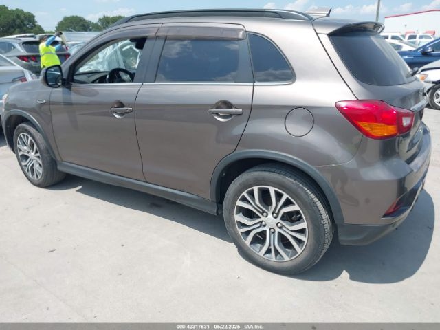 2018 MITSUBISHI OUTLANDER SPORT JA4AP4AW3JZ002388 Photo 2