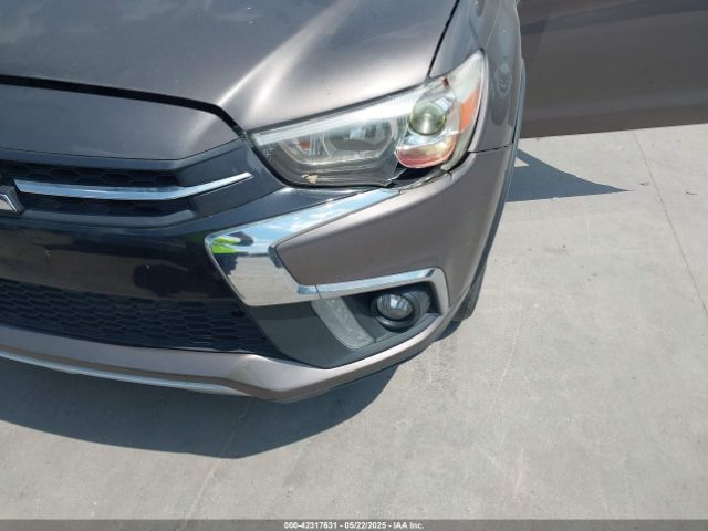 2018 MITSUBISHI OUTLANDER SPORT JA4AP4AW3JZ002388 Photo 5