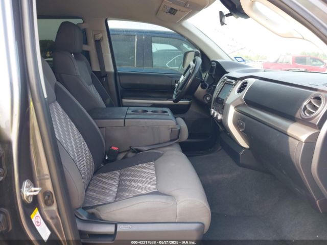 5TFEM5F13JX129477 Toyota Tundra Sr5 4.6l V8