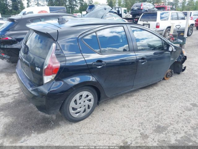 JTDKDTB3XF1102138 Toyota Prius C Two