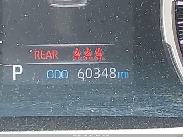 2T3G1RFV3MC170262 Toyota RAV4 LE