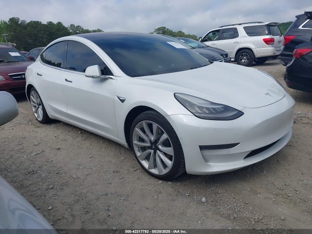 2018 TESLA MODEL 3 5YJ3E1EA4JF164893 Photo 0
