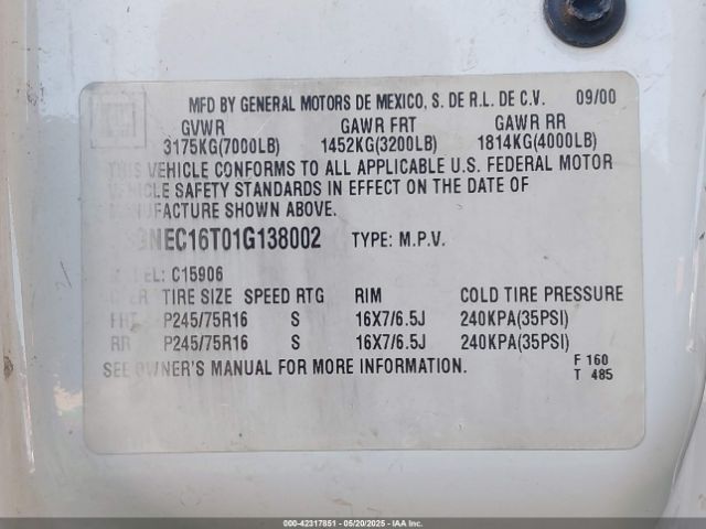 2001 CHEVROLET SUBURBAN 1500 3GNEC16T01G138002 Photo 8