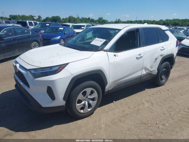2T3G1RFV4RW426477 Toyota RAV4 LE