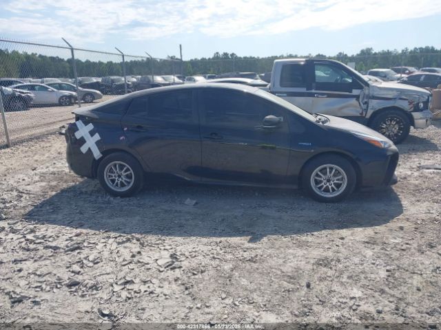 JTDKAMFU6M3141392 Toyota Prius L Eco
