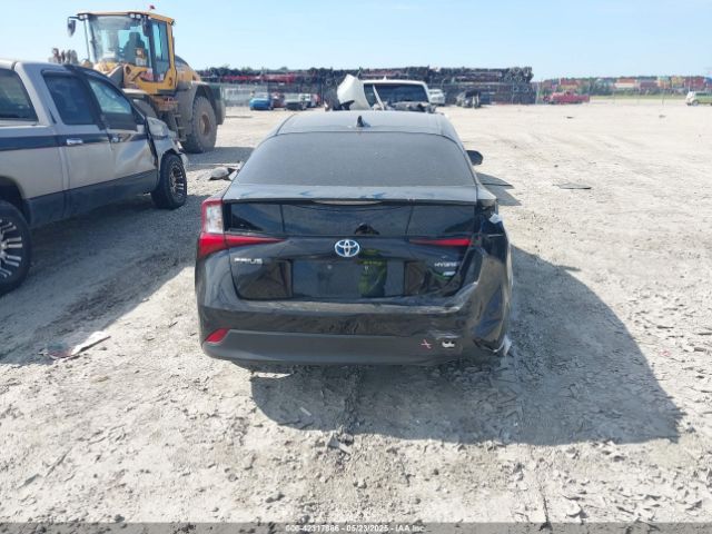 JTDKAMFU6M3141392 Toyota Prius L Eco