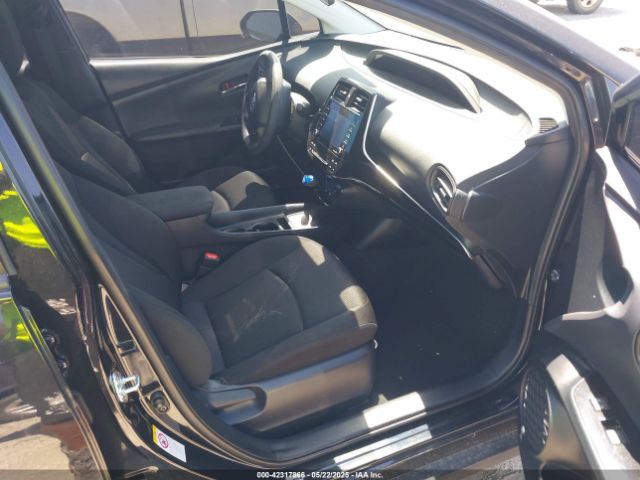 JTDKAMFU6M3141392 Toyota Prius L Eco