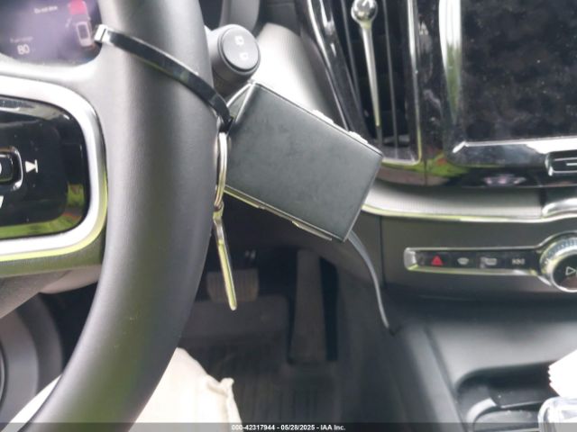 2024 VOLVO XC60 YV4L12RJ6R1871815 Photo 10