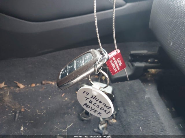 KM8J33A29HU310855 Hyundai Tucson Limited
