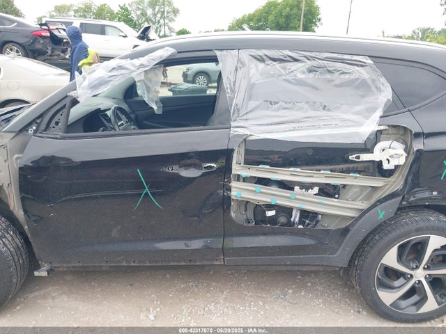 KM8J33A29HU310855 Hyundai Tucson Limited