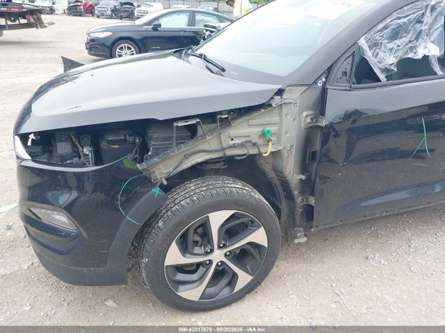 KM8J33A29HU310855 Hyundai Tucson Limited
