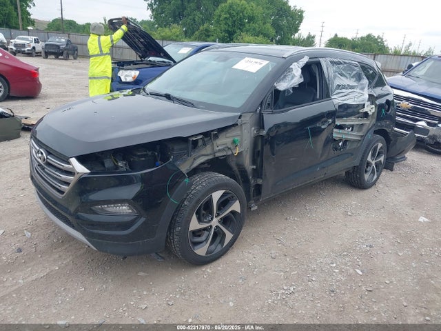 KM8J33A29HU310855 Hyundai Tucson Limited