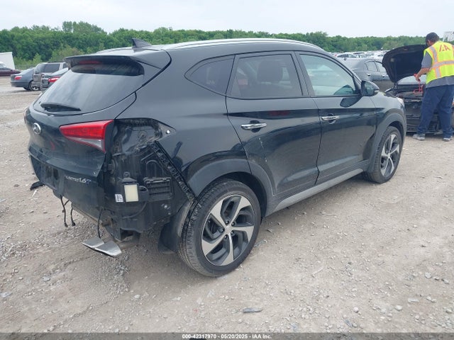KM8J33A29HU310855 Hyundai Tucson Limited
