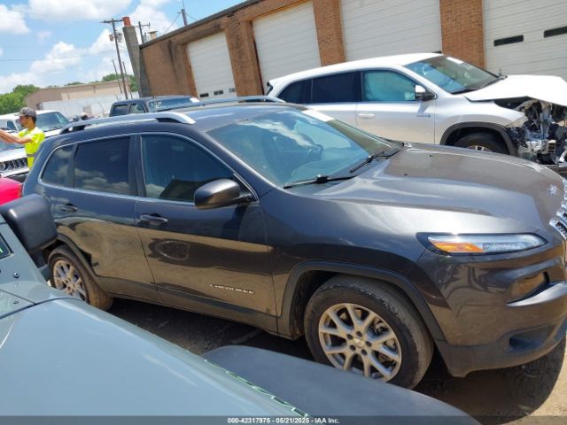 1C4PJLCS7FW596773 Jeep Cherokee Latitude