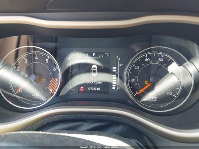 1C4PJLCS7FW596773 Jeep Cherokee Latitude