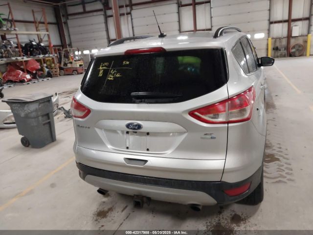 1FMCU9G94GUC44808 Ford ESCAPE SE
