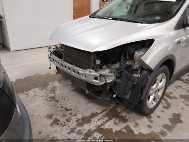 1FMCU9G94GUC44808 Ford ESCAPE SE