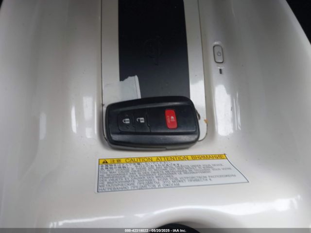JTDKARFU7G3507958 Toyota Prius Three Touring