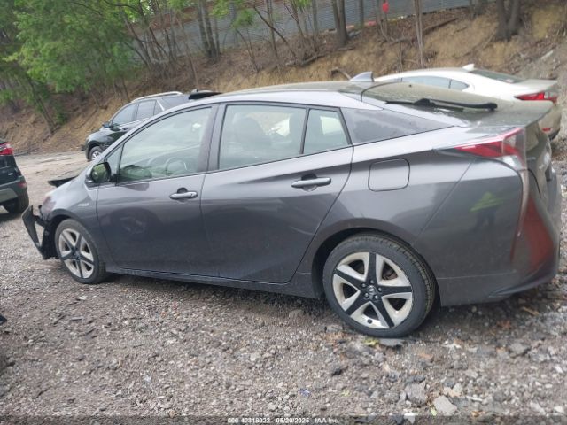 JTDKARFU7G3507958 Toyota Prius Three Touring